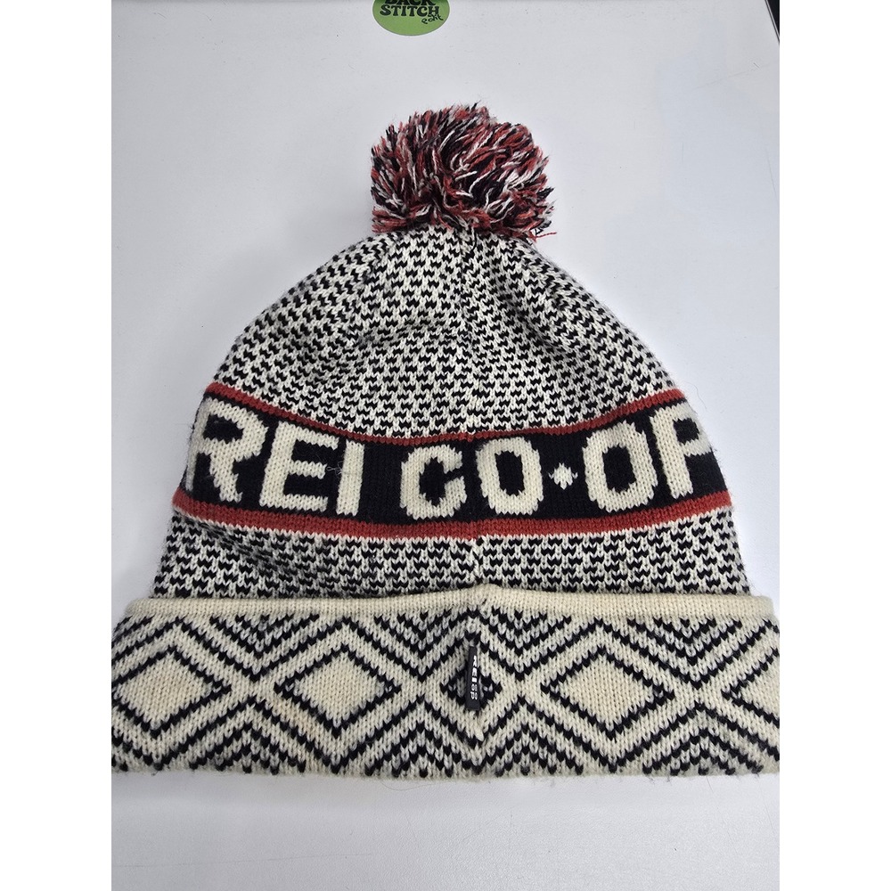 REI Co-op Beanie Unisex OS Pom Pom Logo Knit Hat Gorpcore Granola White Black